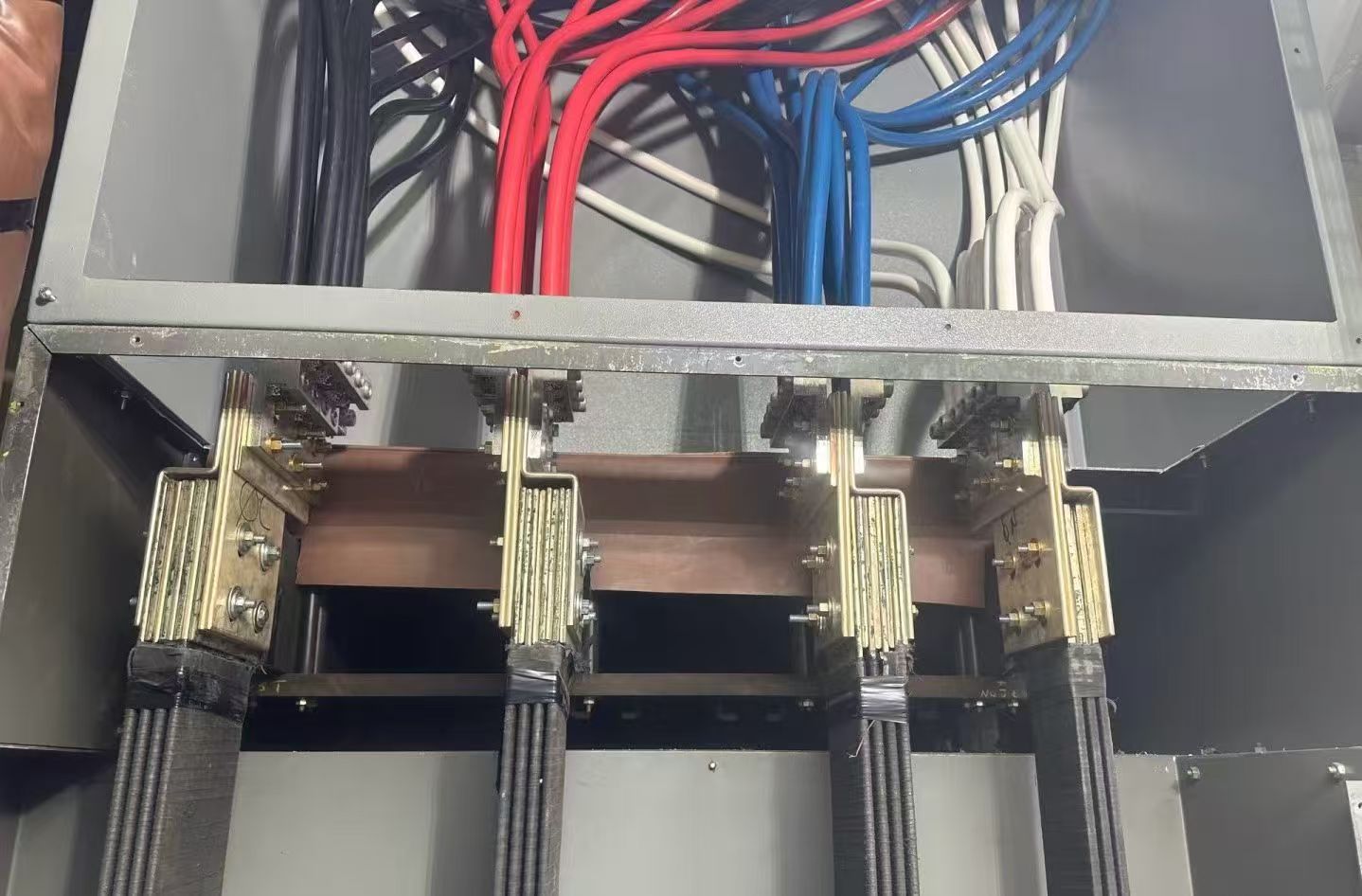 Commercial electrical conductors and bus system